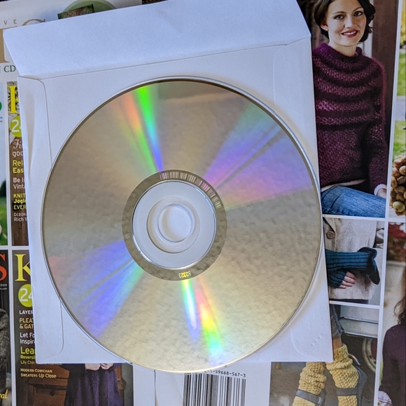 Interweave Knits 2009 Collection CD - Picture 2 of 4